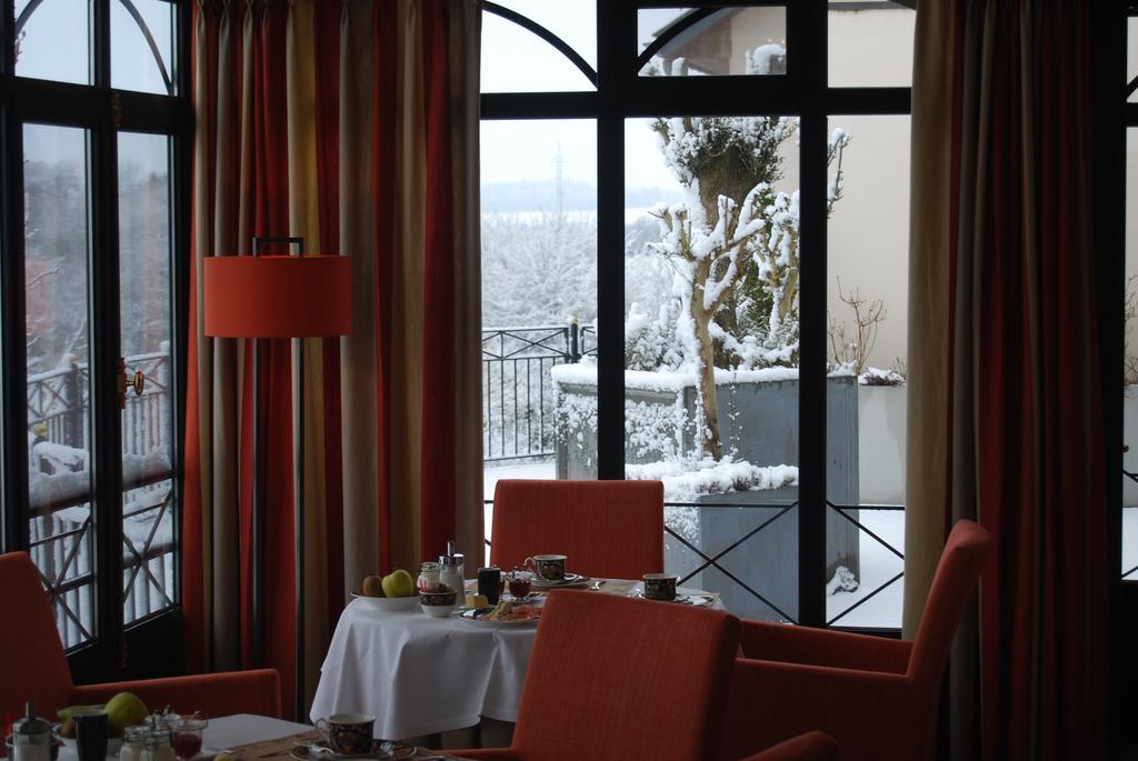 Hostellerie Gilain Achene Экстерьер фото