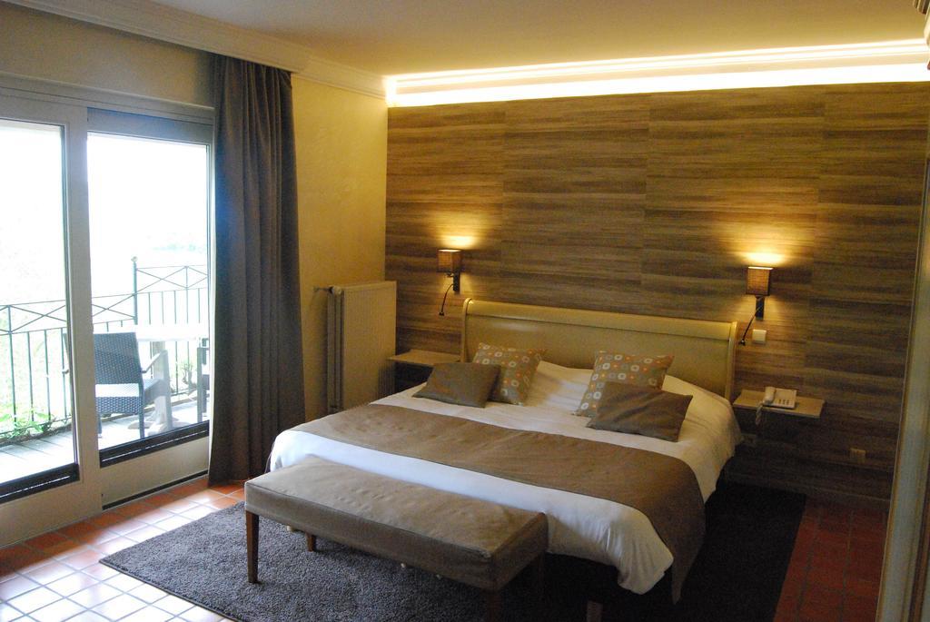 Hostellerie Gilain Achene Экстерьер фото