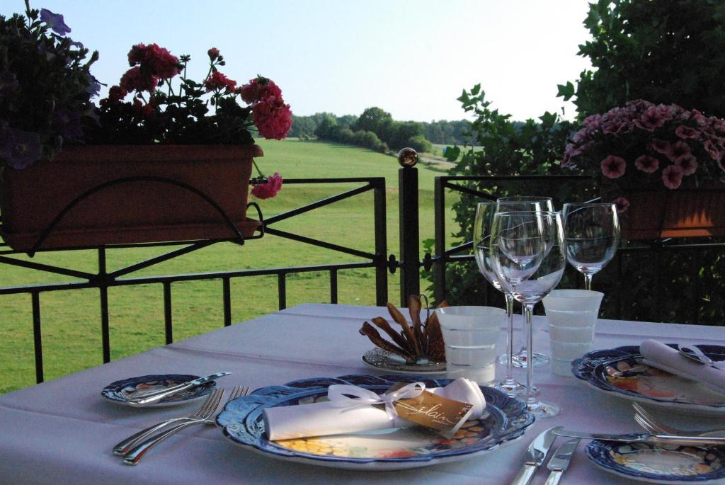 Hostellerie Gilain Achene Экстерьер фото